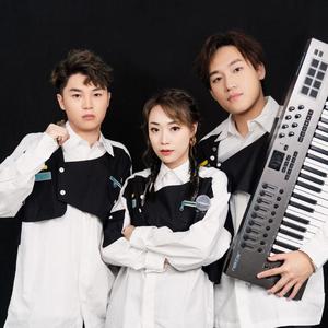 欧美中文字幕淫乱视频
